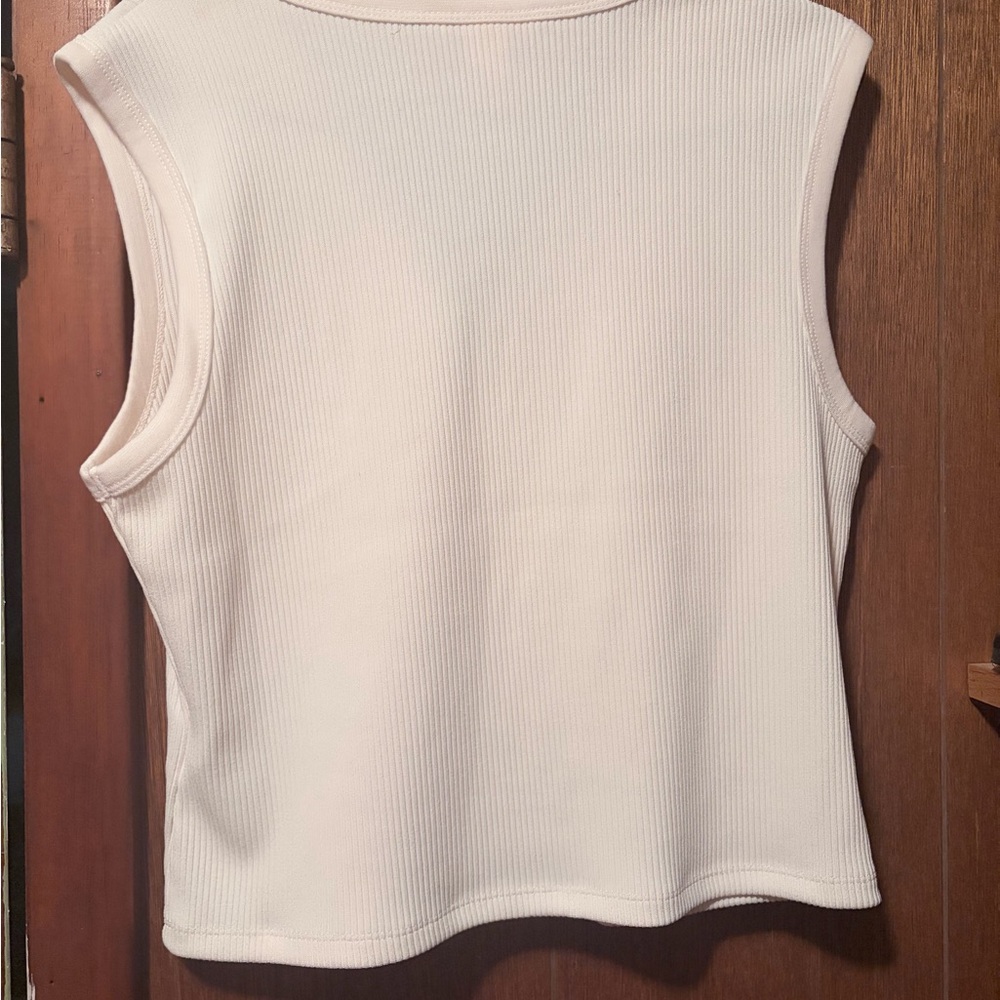 H&M Cream Ribbed Button-Front Tank - Picture 3 of 3